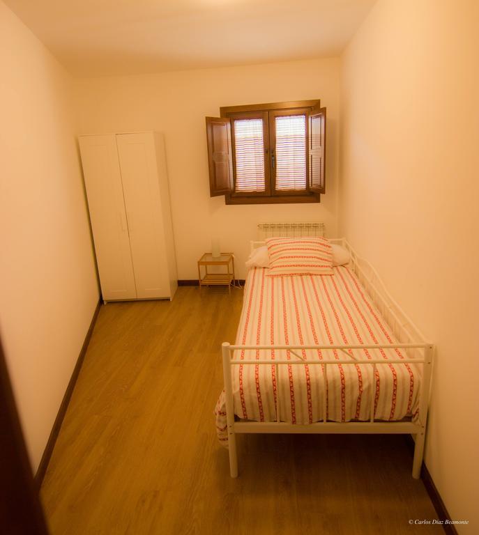Apartamentos Turisticos Rio Gallego Fontellas  エクステリア 写真
