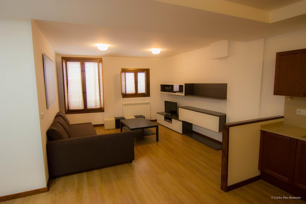 Apartamentos Turisticos Rio Gallego Fontellas  エクステリア 写真